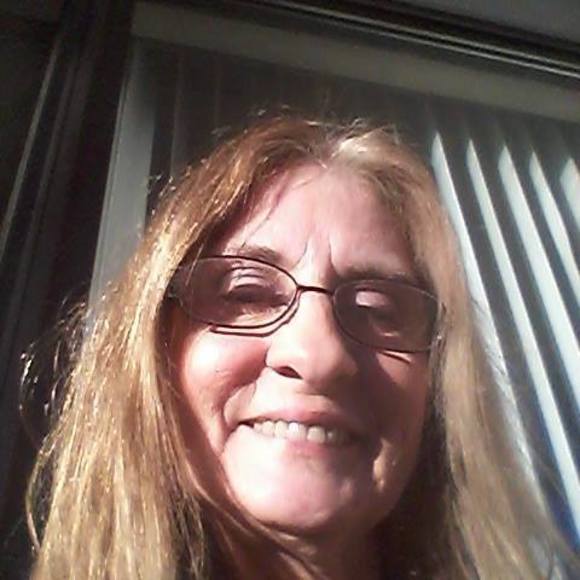 Meet your Posher, Paula - Picture 1 of 1