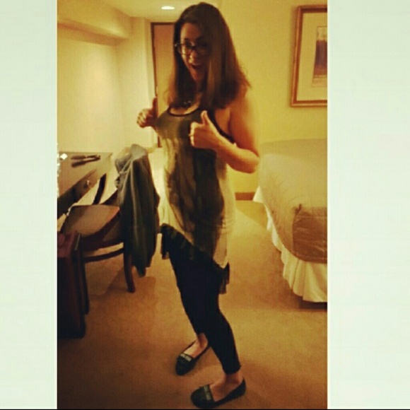 Cait Dee - Picture 2 of 4