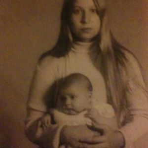 Meet your Posher, Gloria