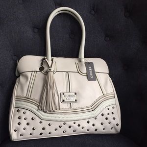 Brand New GUESS Chelsea handbag