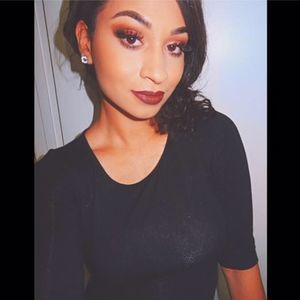 Meet your Posher, Camille