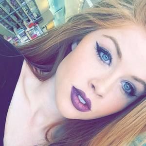 Meet your Posher, Katelyn