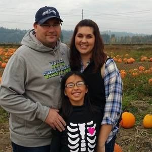 Meet your Posher, Holly