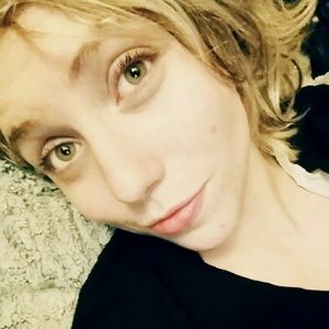 Meet your Posher, Kati