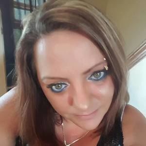 Meet your Posher, Tonya