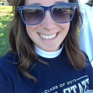 Meet your Posher, Stephanie