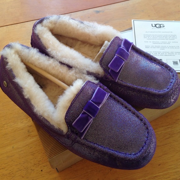 UGG Shoes - UGG K ANNMARIE Y6(W7.5-W8)