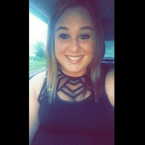 Meet your Posher, Mallory