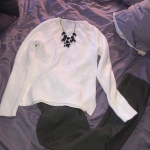 Gap cream sweater NEW! Size medium