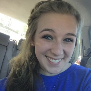 Meet your Posher, Alison