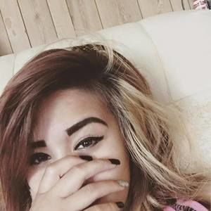 Meet your Posher, Mercedes