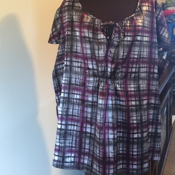 Apt 9 silky top