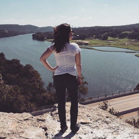 Meet your Posher, Heather - Picture 1 of 1