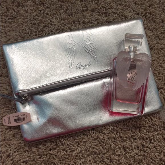 V secret accessories bag