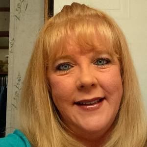 Meet your Posher, Debra