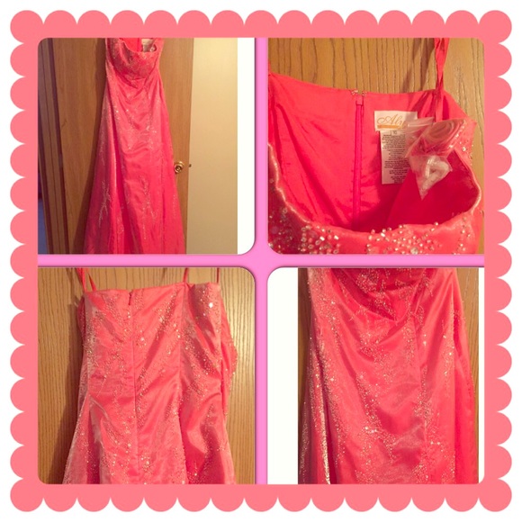 Used Alyce Formal Dress
