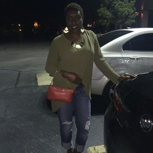 Meet your Posher, Tracy