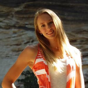 Meet your Posher, Mandy