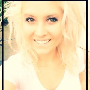 Meet your Posher, Alexandria