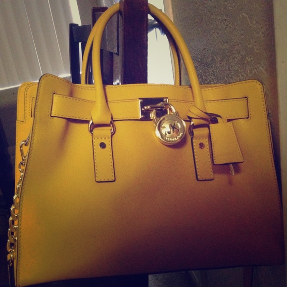 Handbag