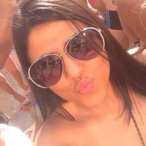 Meet your Posher, Juliana