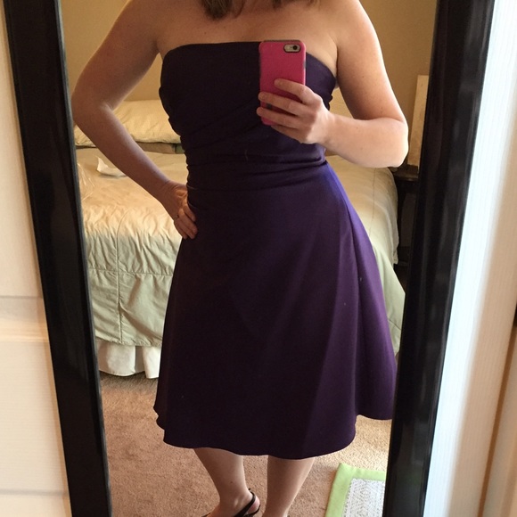 Strapless bridesmaid dress in eggplant - Picture 2 of 3