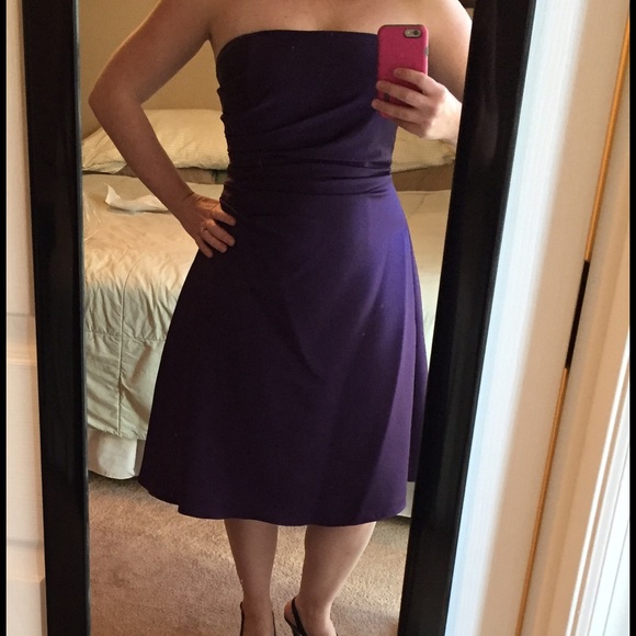 Strapless bridesmaid dress in eggplant - Picture 3 of 3