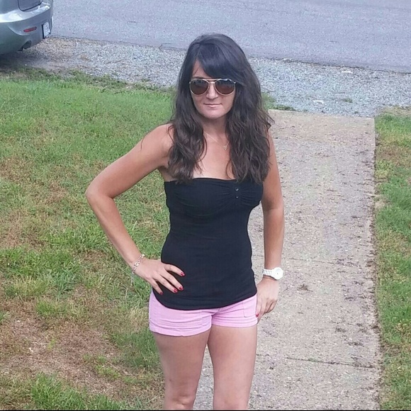 Meet your Posher, Angela - Picture 1 of 1