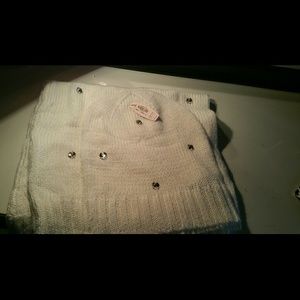 Victoria secret scarf and hat