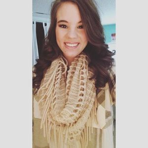 Meet your Posher, Grace