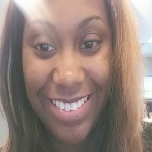 Meet your Posher, Janelle