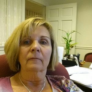 Meet your Posher, Deb