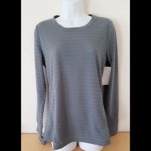 NWT Gap Fit Workout Shirt Size M