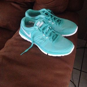 Aqua Nike Shoes