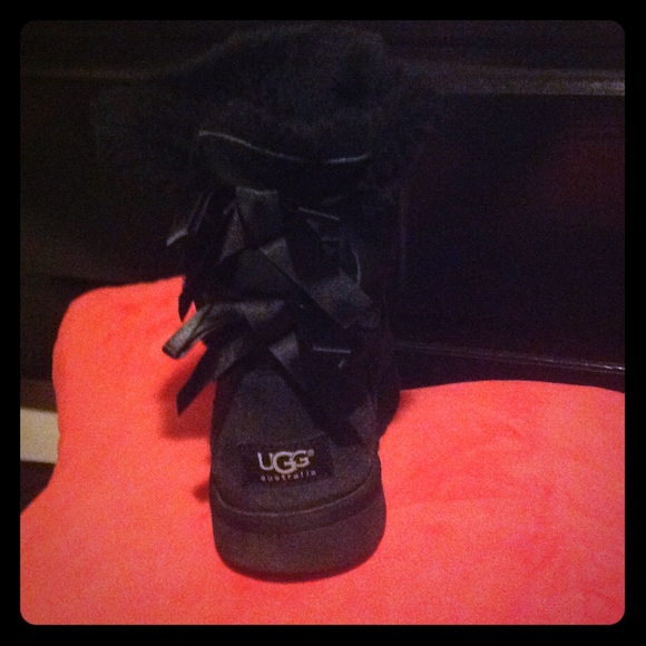 Uggs size 5