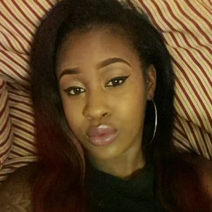 Meet your Posher, Sasha