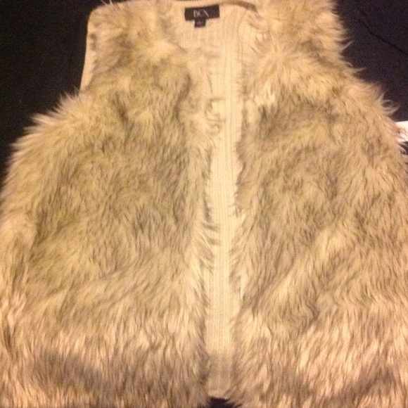 Fur vest