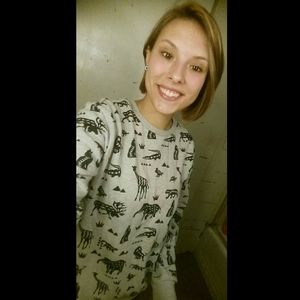 Meet your Posher, Ashley