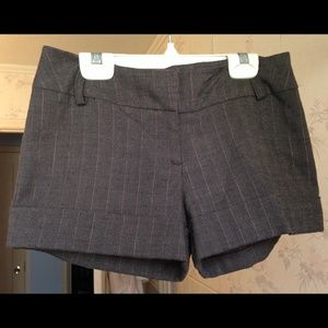💥SOLD💥Dress pants type short shorts