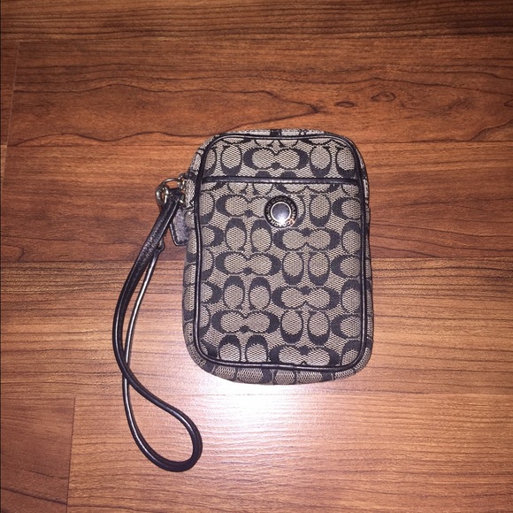Coach mini clutch