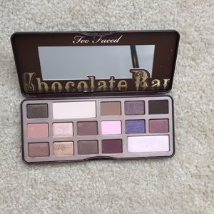 Too faced Chocolate Bar Pallette