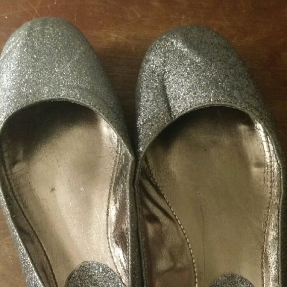 Metallic Grey Sparkled Flats