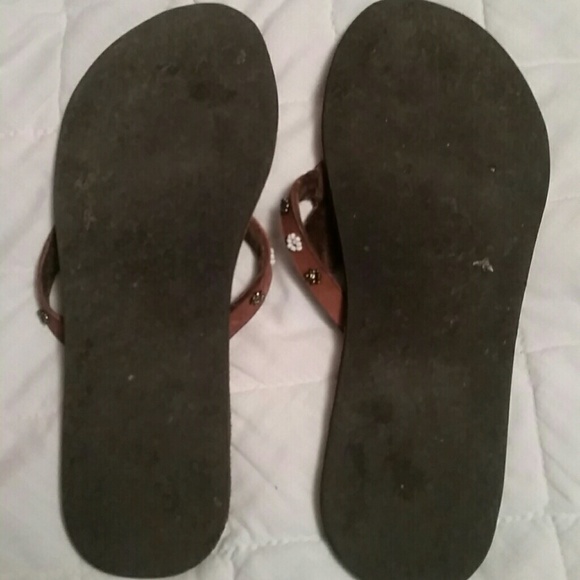 Flip Flops - Picture 3 of 3