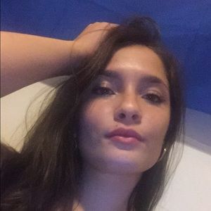 Meet your Posher, Raychel
