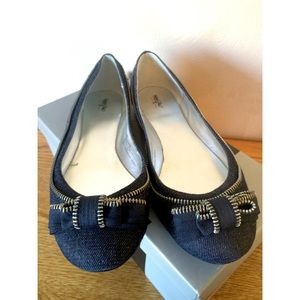 Denim flats