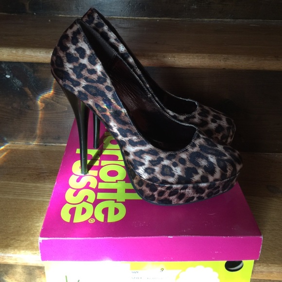 Cheetah pumps 👠🎉