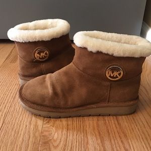 Michael Kors short faux fur boots