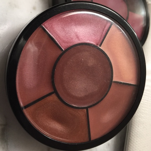 Malibu lip six colors