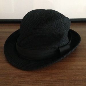Uniqlo hat
