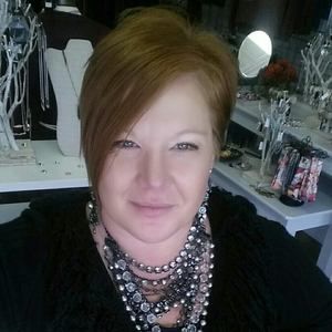 Meet your Posher, Cami